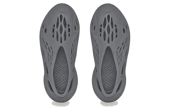 Adidas Yeezy Foam Runner 'Carbon' IG5349