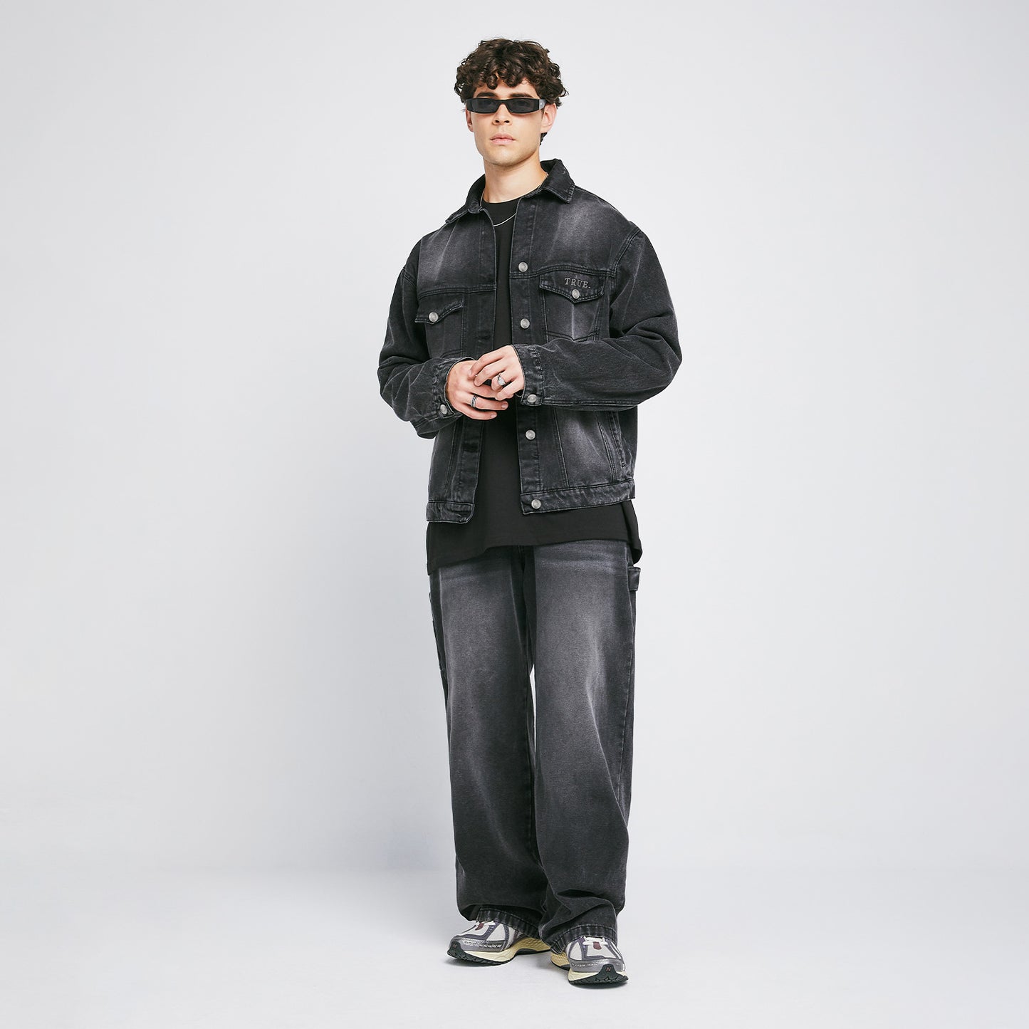 Dirty-Wash Mid-Rise Pants Black