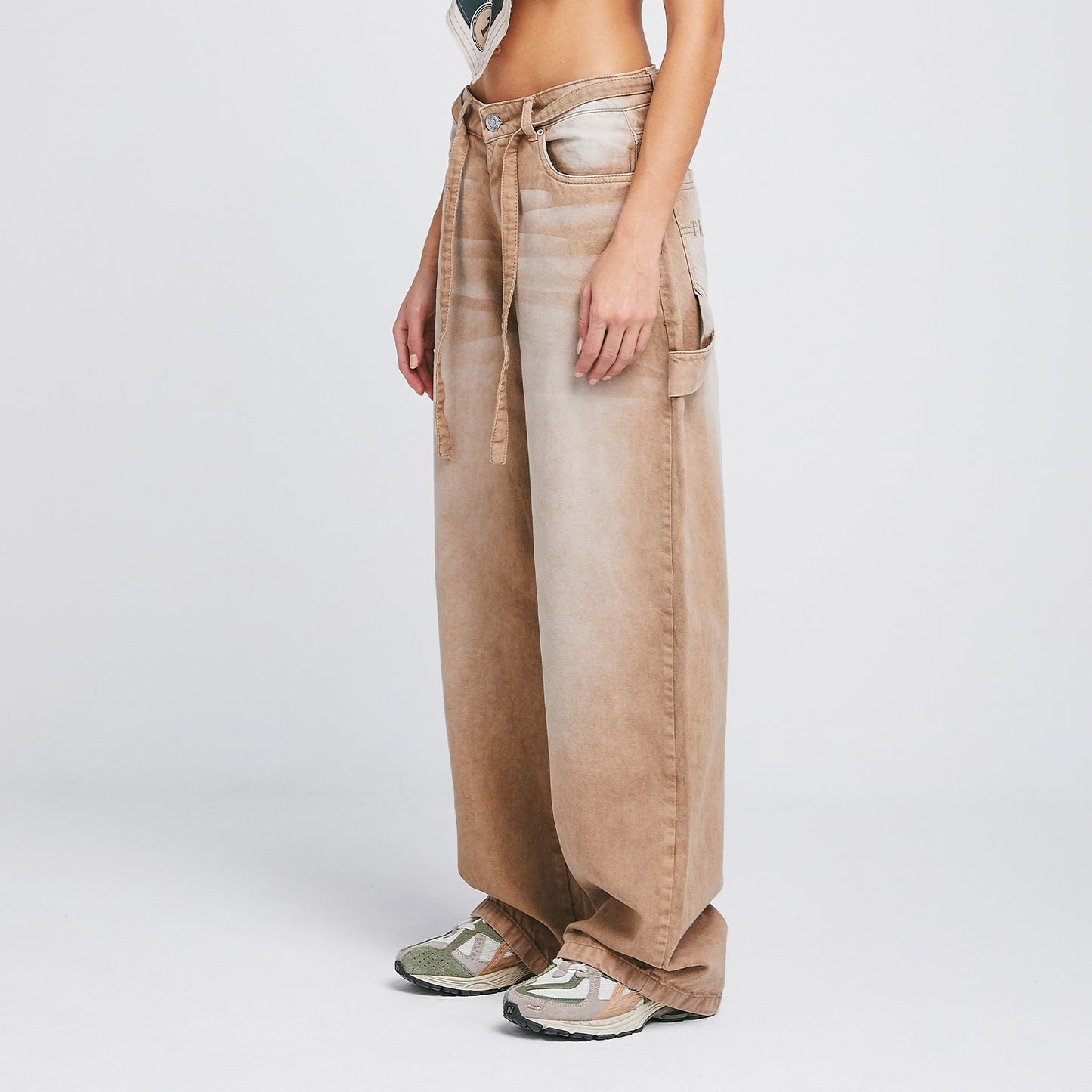 Dirty-Wash Mid-Rise Pants Sand