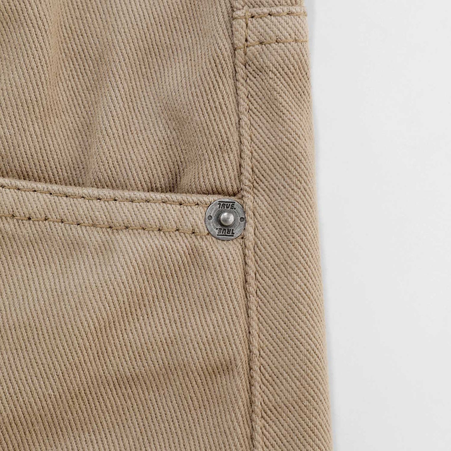 Dirty-Wash Jorts Sand
