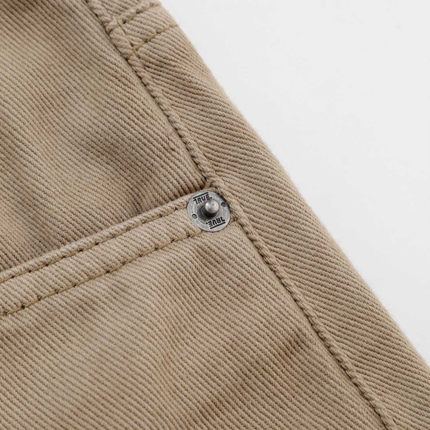 Dirty-Wash Jorts Sand