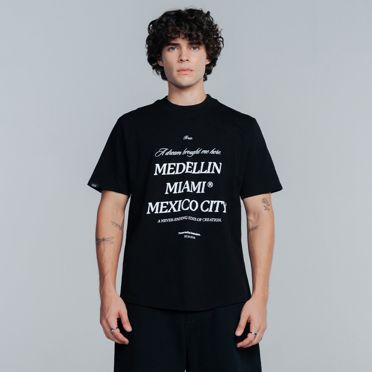 True Global T-Shirt Black