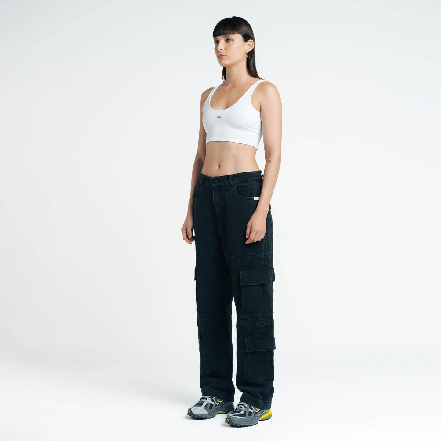 Pantalon Cargo Denim Bota Recta Negro