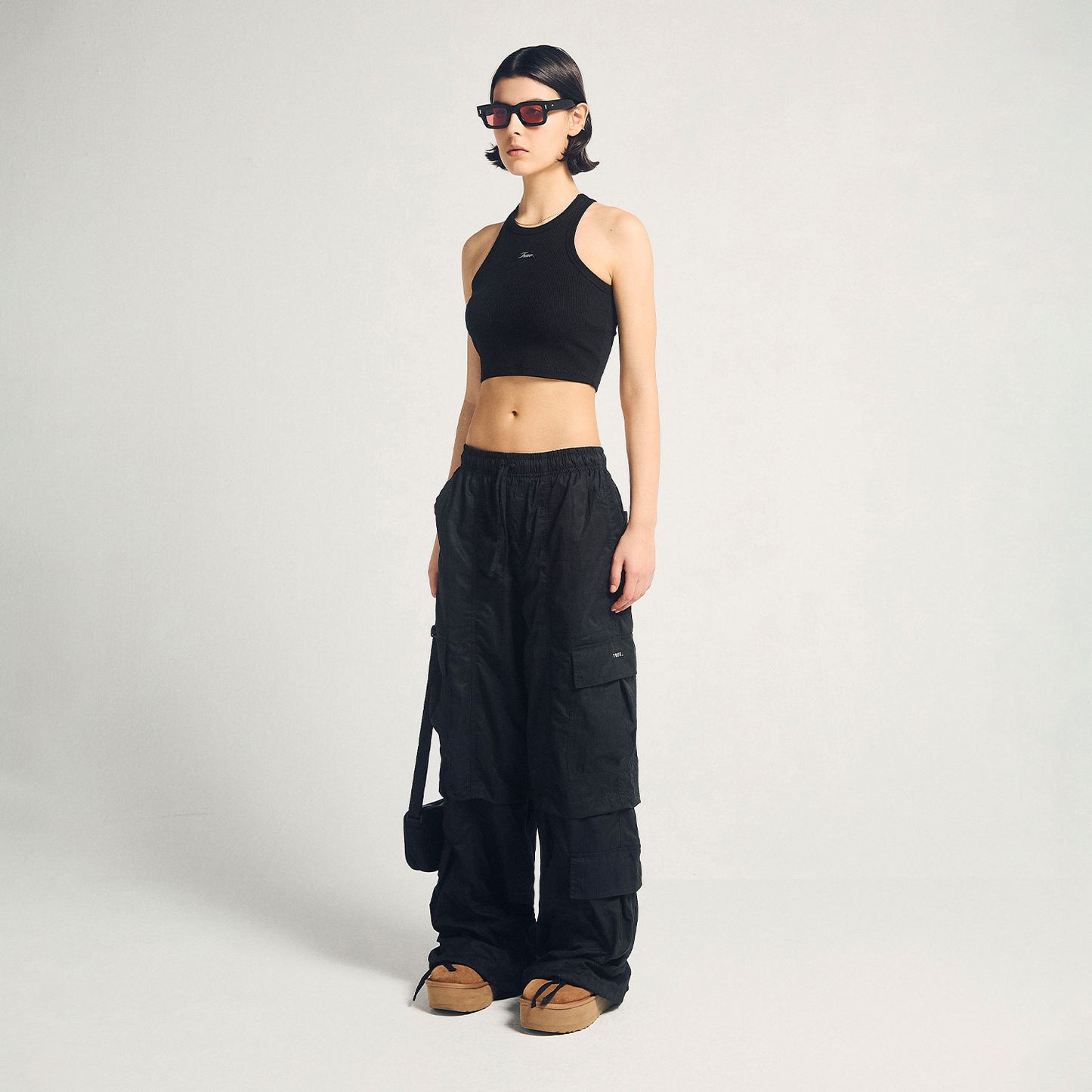 Signature Ribbed Cropped Tank Black