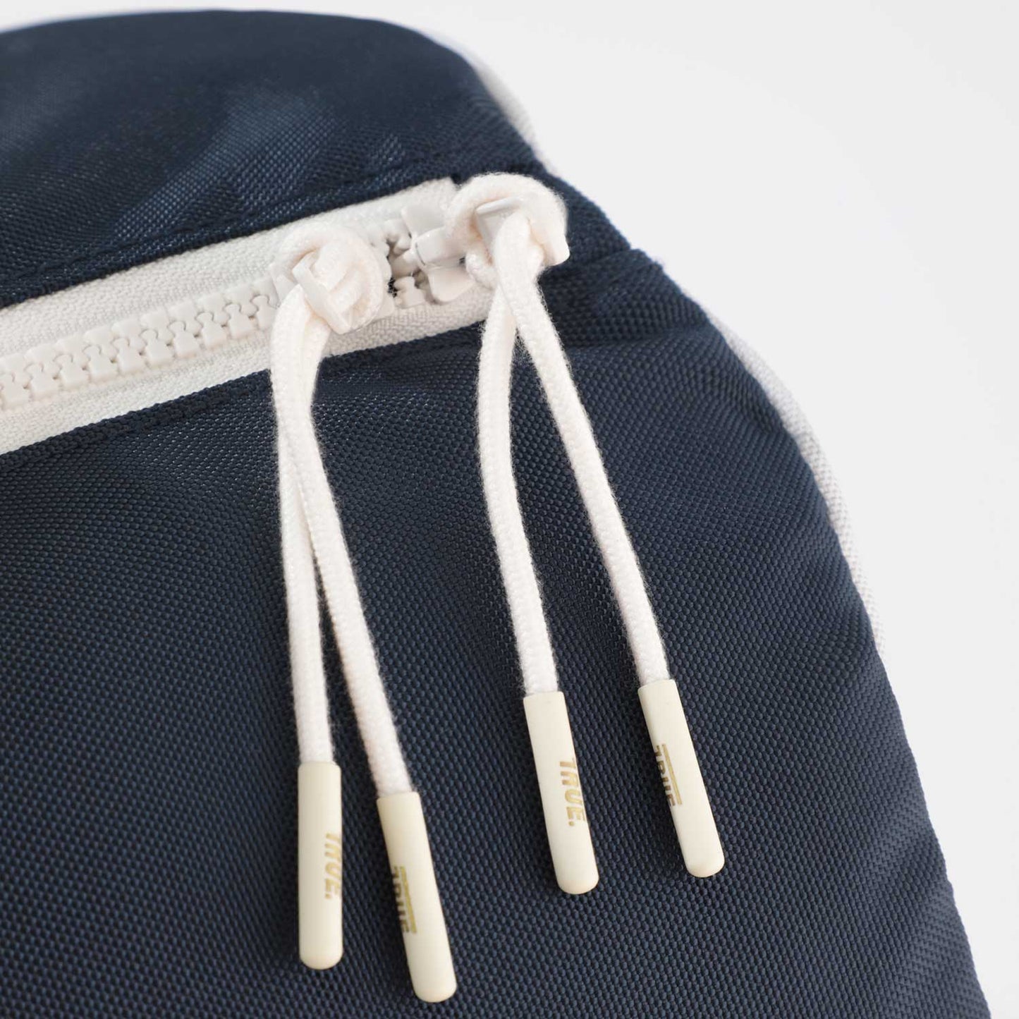 Signature Duffle Bag Dark Blue