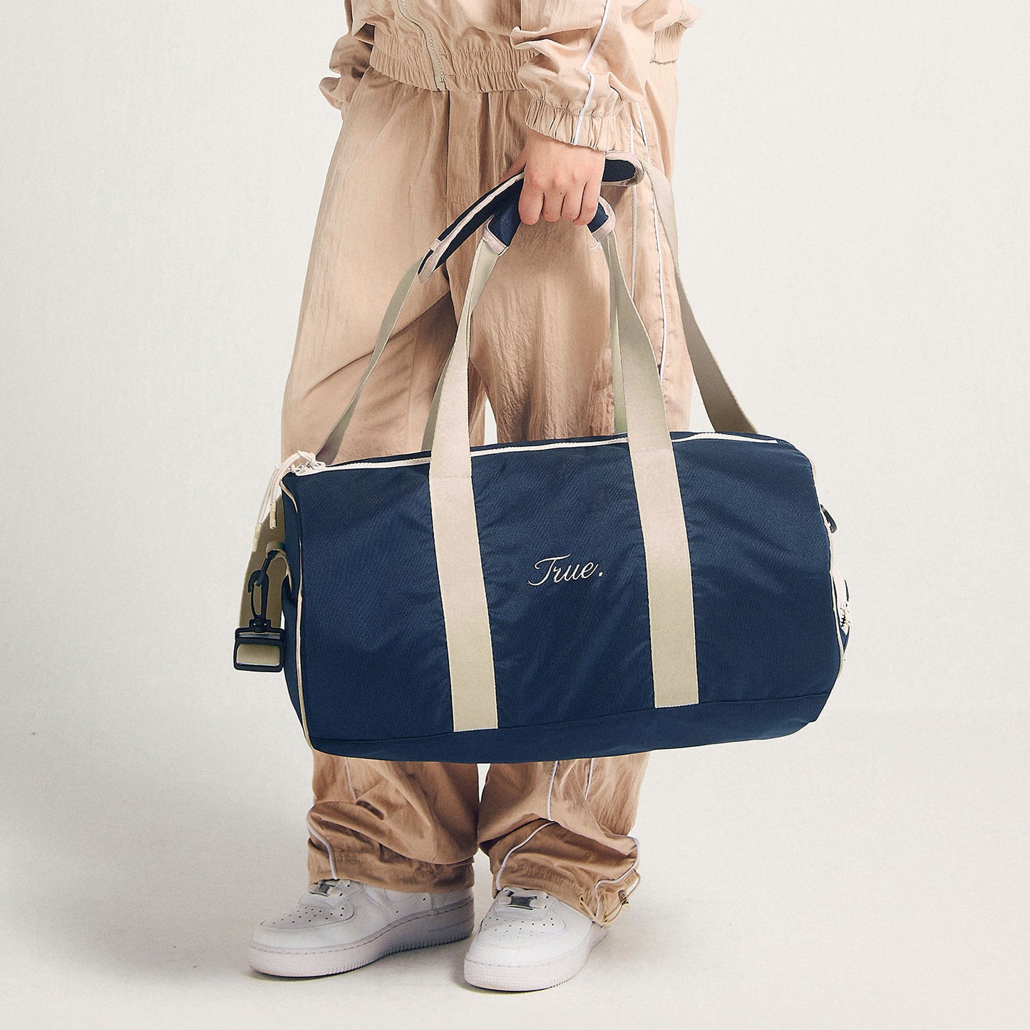 Signature Duffle Bag Dark Blue