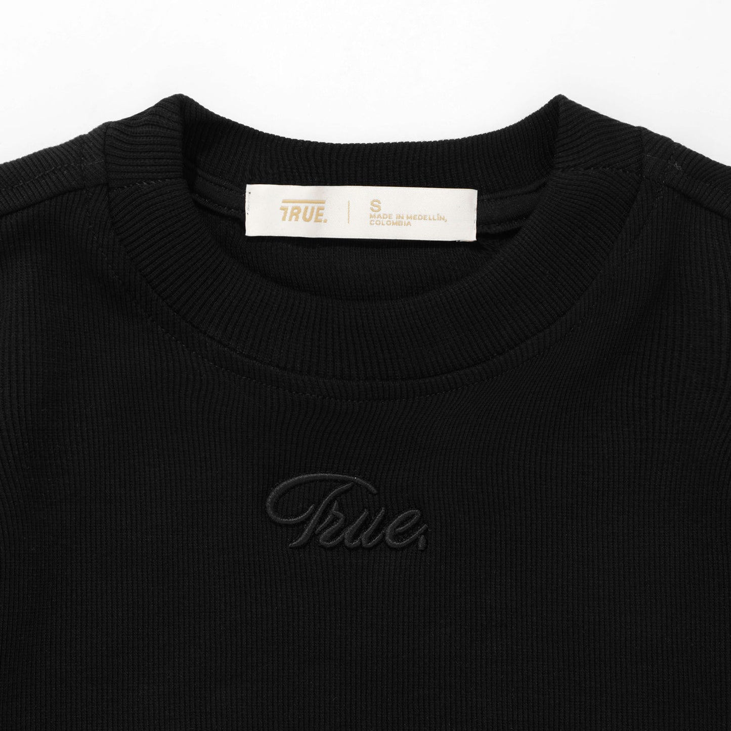 Slim Tee Rib Script Logo Negro