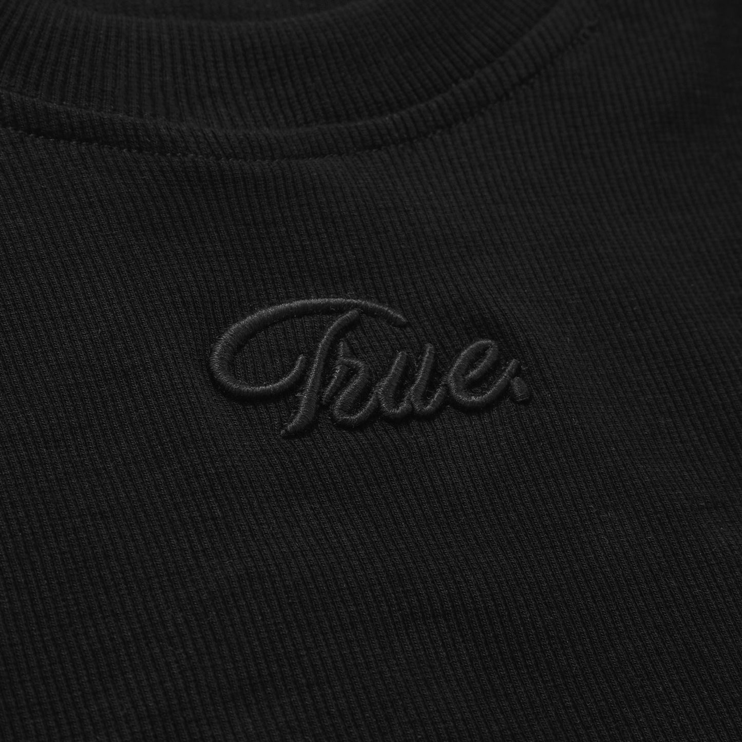 Slim Tee Rib Script Logo Negro