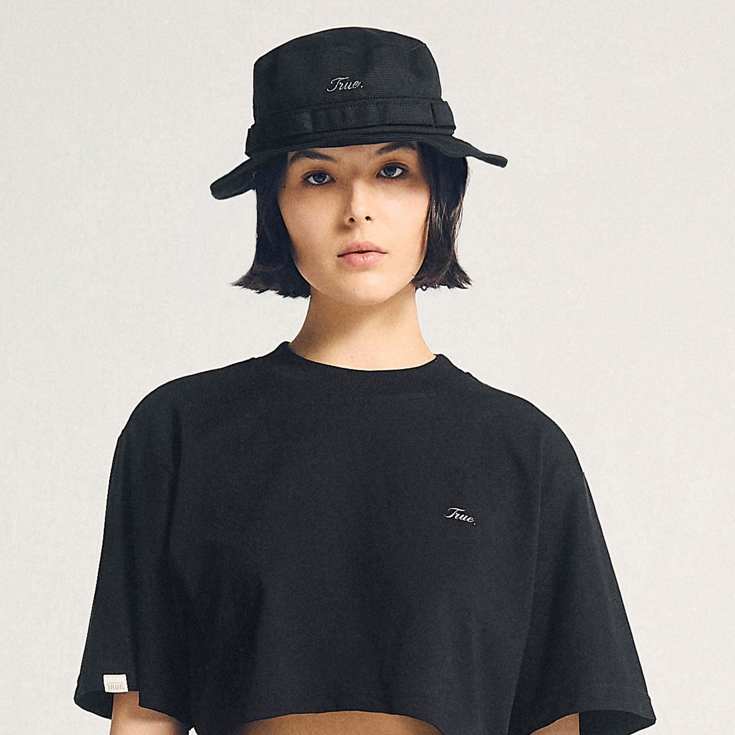 True Signature Bucket Hat Black