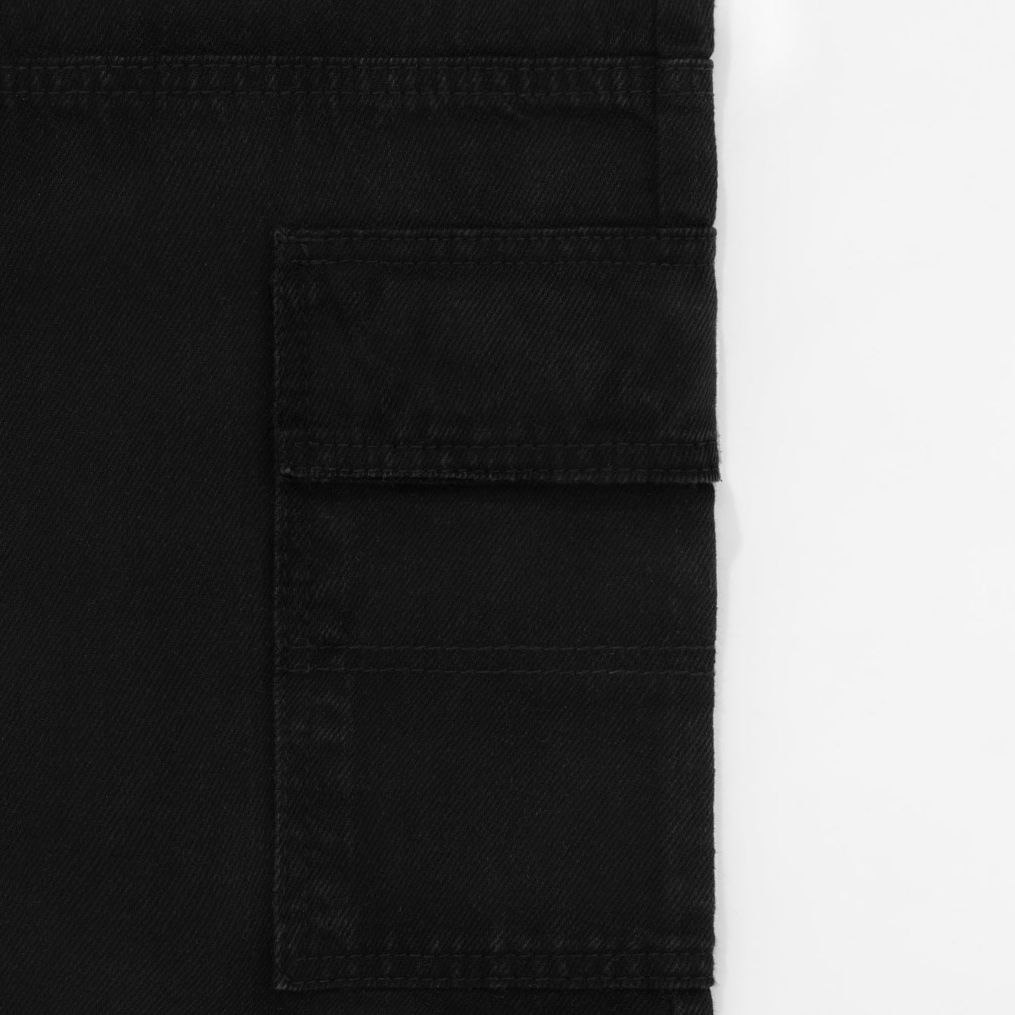 Pantalon Cargo Denim Bota Recta Negro