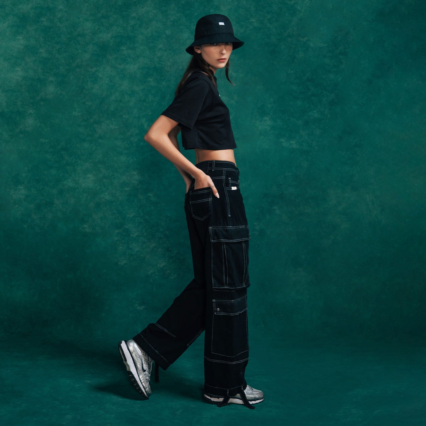 Cargo Multi-Pocket Pants Black