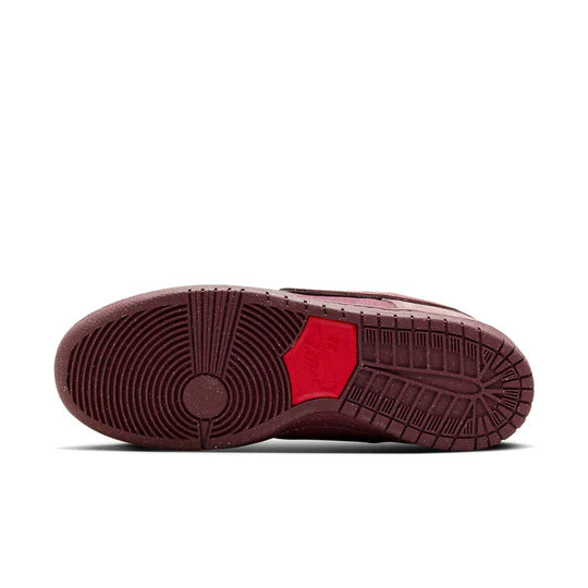 Nike SB Dunk Low 'City of Love - Burgundy' FN0619-600