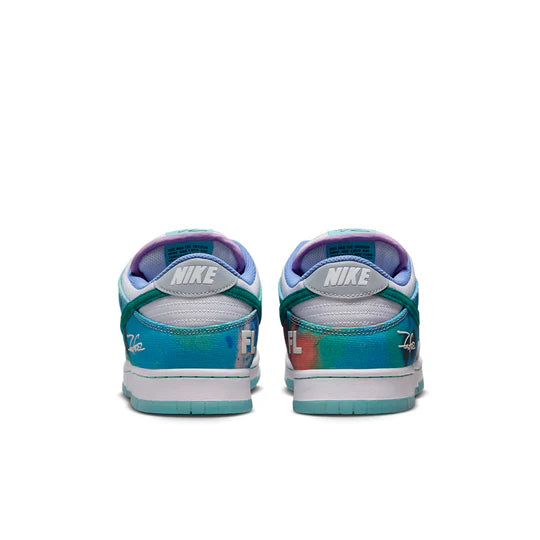 Nike x Futura Laboratories SB Dunk Low 'Bleached Aqua' HF6061-400