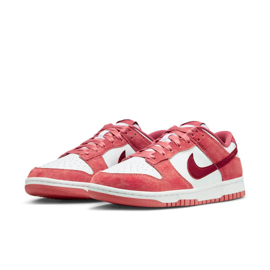 Nike Dunk Low 'Valentines Day' FQ7056-100