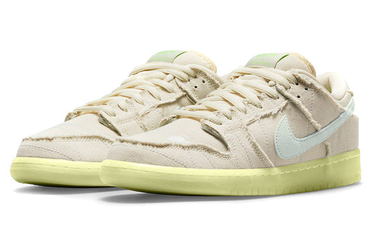 Nike Dunk Low SB 'Mummy' DM0774-111