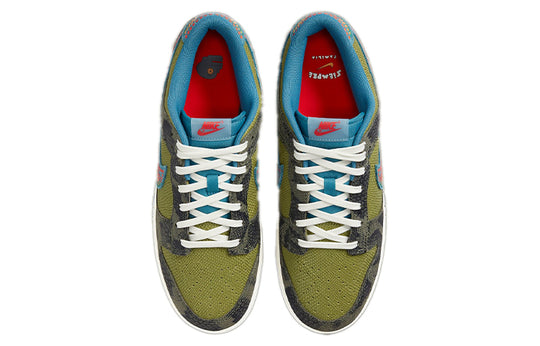 Nike Dunk Low 'SiEMPRE Familia' DO2160-335