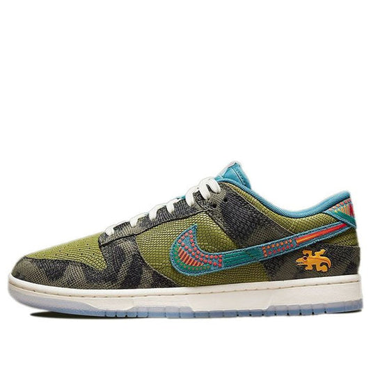 Nike Dunk Low 'SiEMPRE Familia' DO2160-335